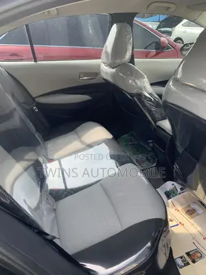 Toyota Corolla LE 2021 Black
