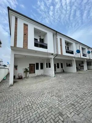 4bdrm Duplex in Lekki for sale