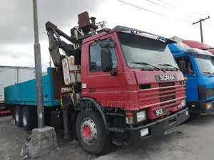 SCANIA 10tons Self-Loader 10tyres