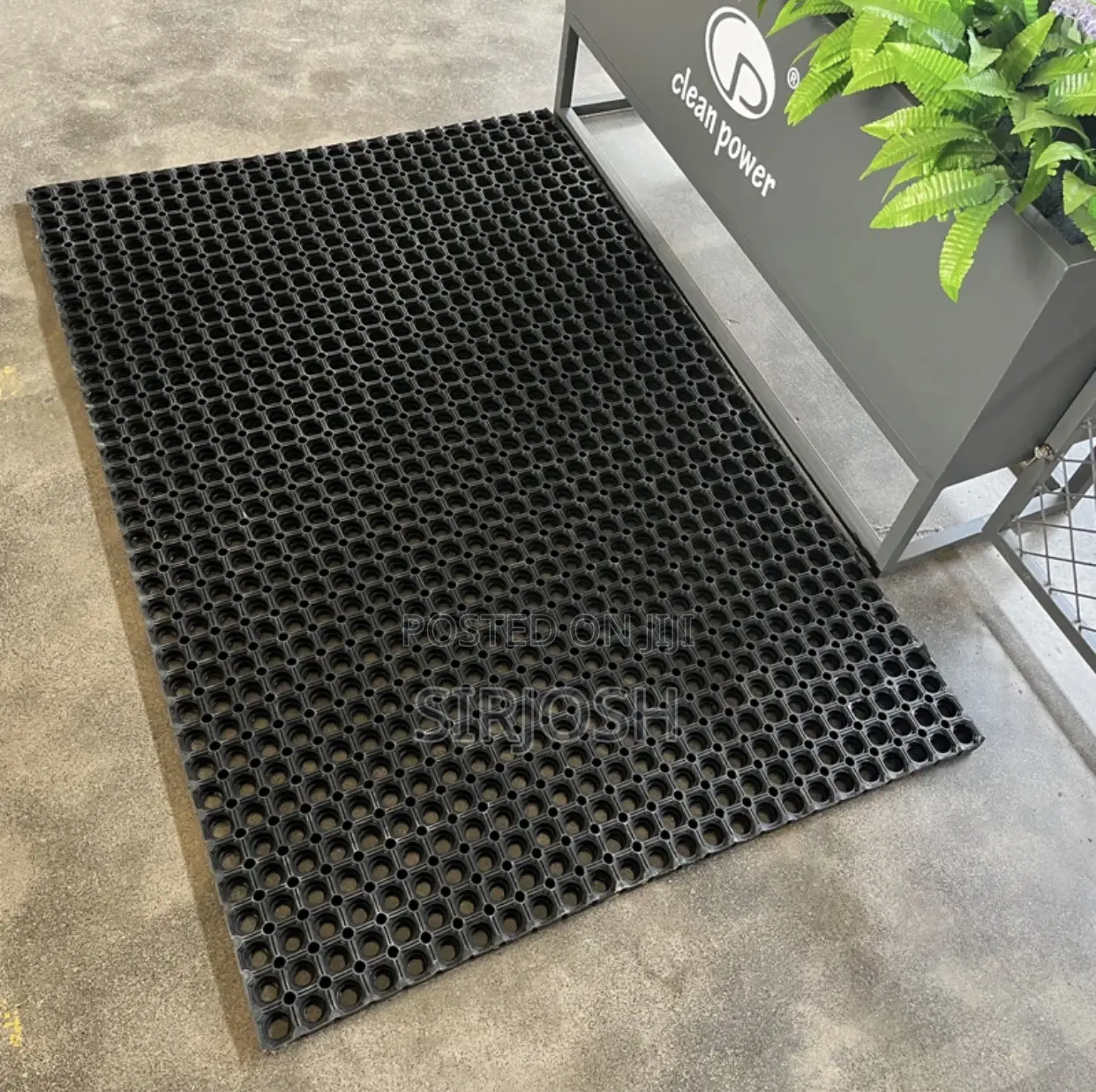 Non -slip Nordel Tile Solid Mat