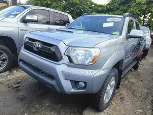 Toyota Tacoma 2015 Silver