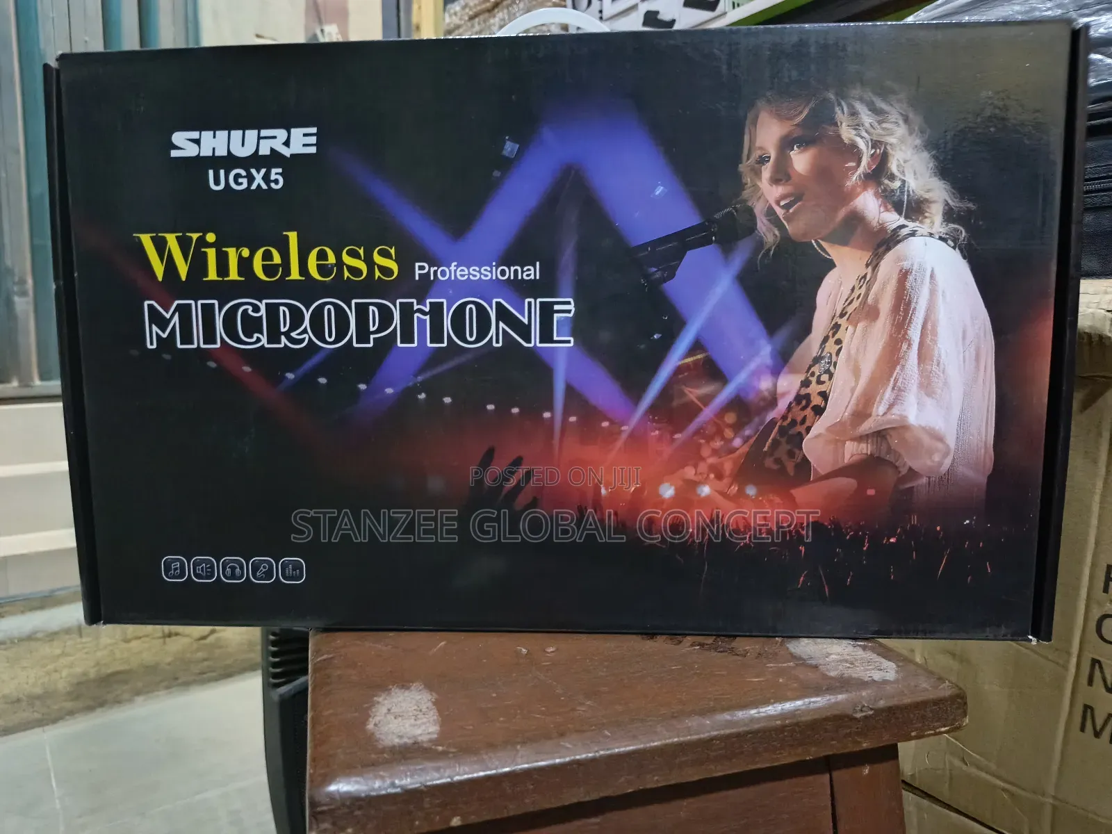 Shure UGX5 Wireless Microphone 4in1