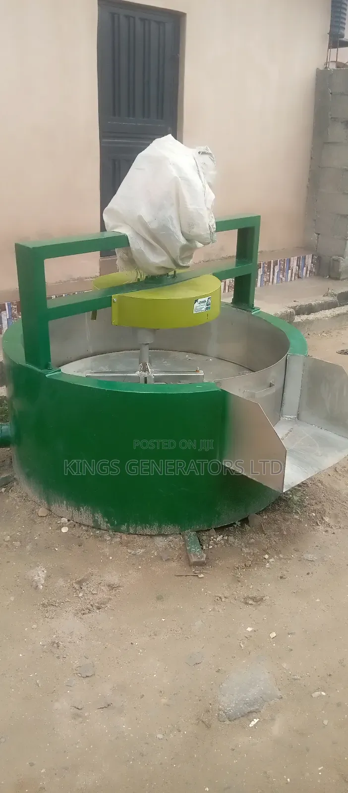Automatic Electric Garri Flying Machine