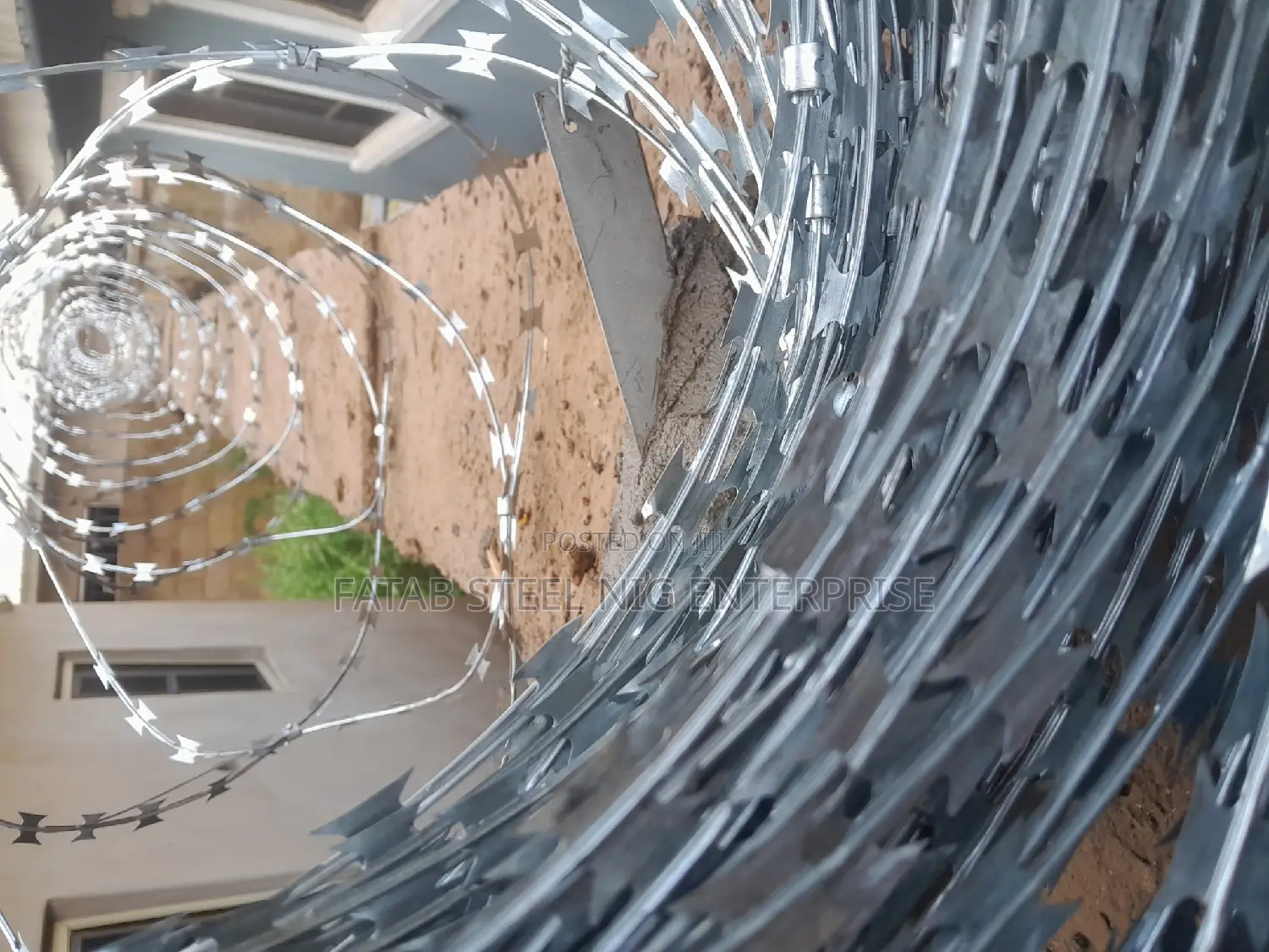 Galvanise Barb Wire: Original Security Fence Wire For