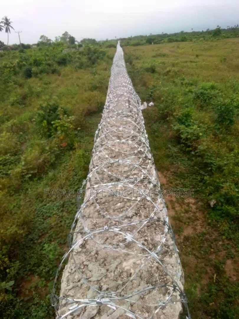 Galvanise Barb Wire: Original Security Fence Wire For
