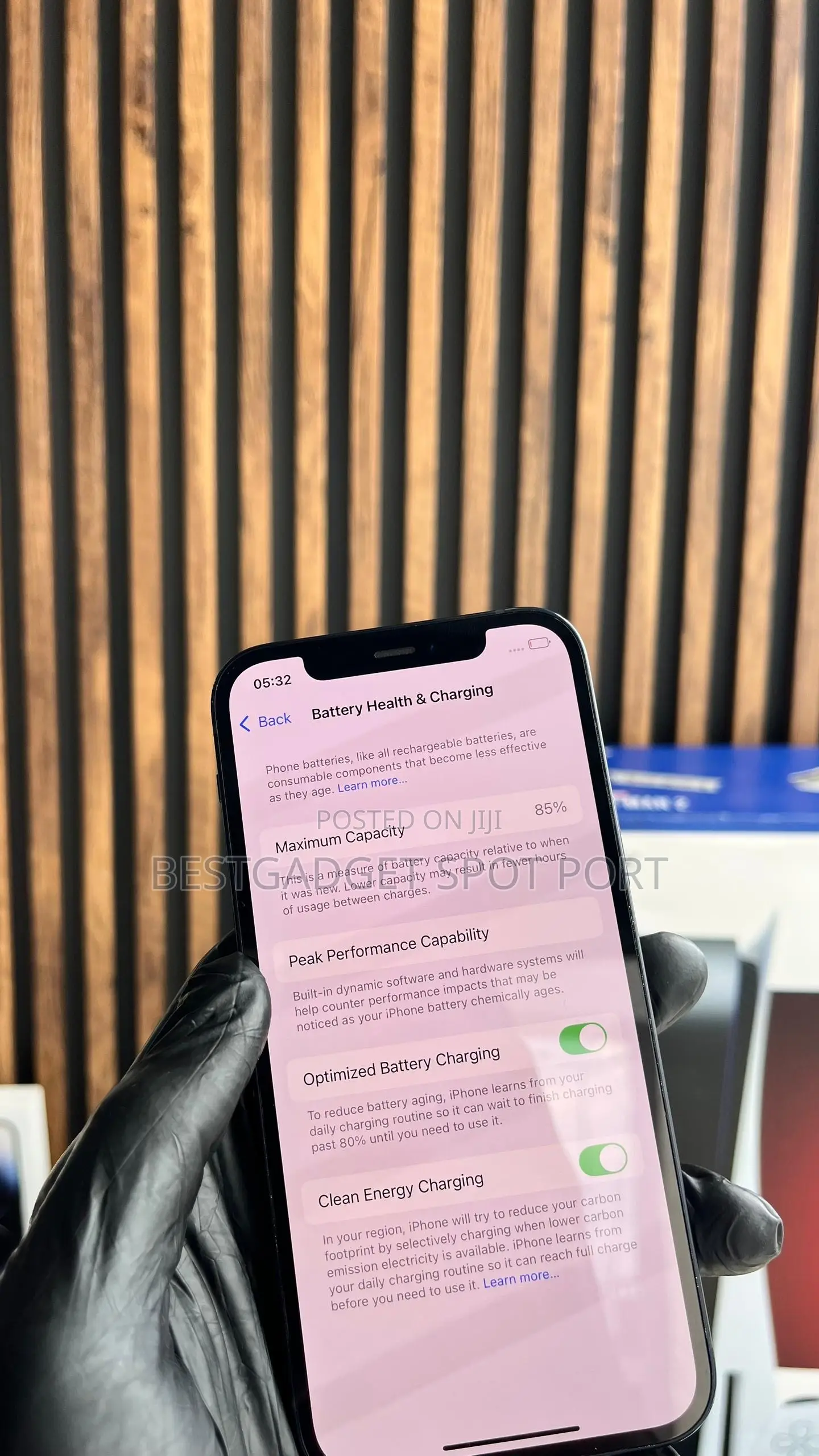Apple iPhone 12 64 GB Black