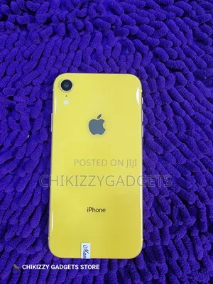 Apple iPhone XR 64 GB Yellow