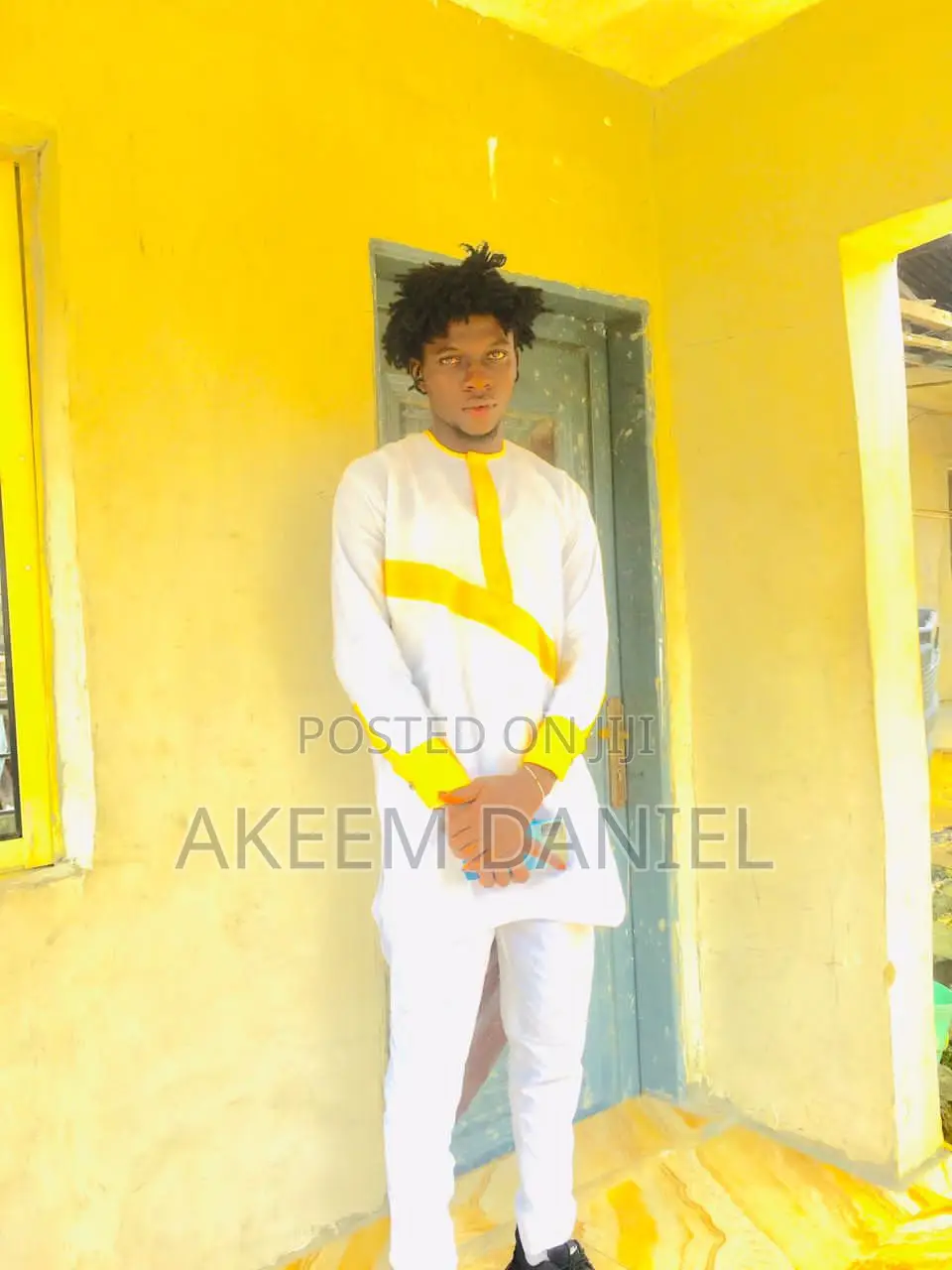 Hotel Waiter
