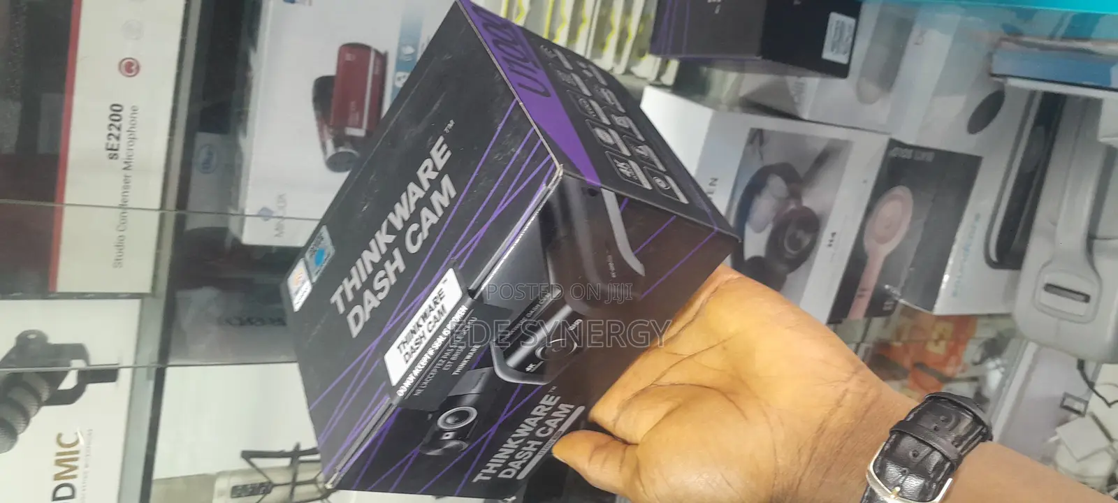 Real-Time HD Front and Back GPS Dash Cam Recorder With App