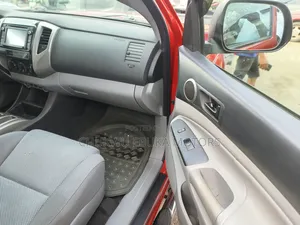 Toyota Tacoma 2015 Red