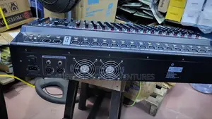 Yamaha 16 Channels Powered Mixer With Usb