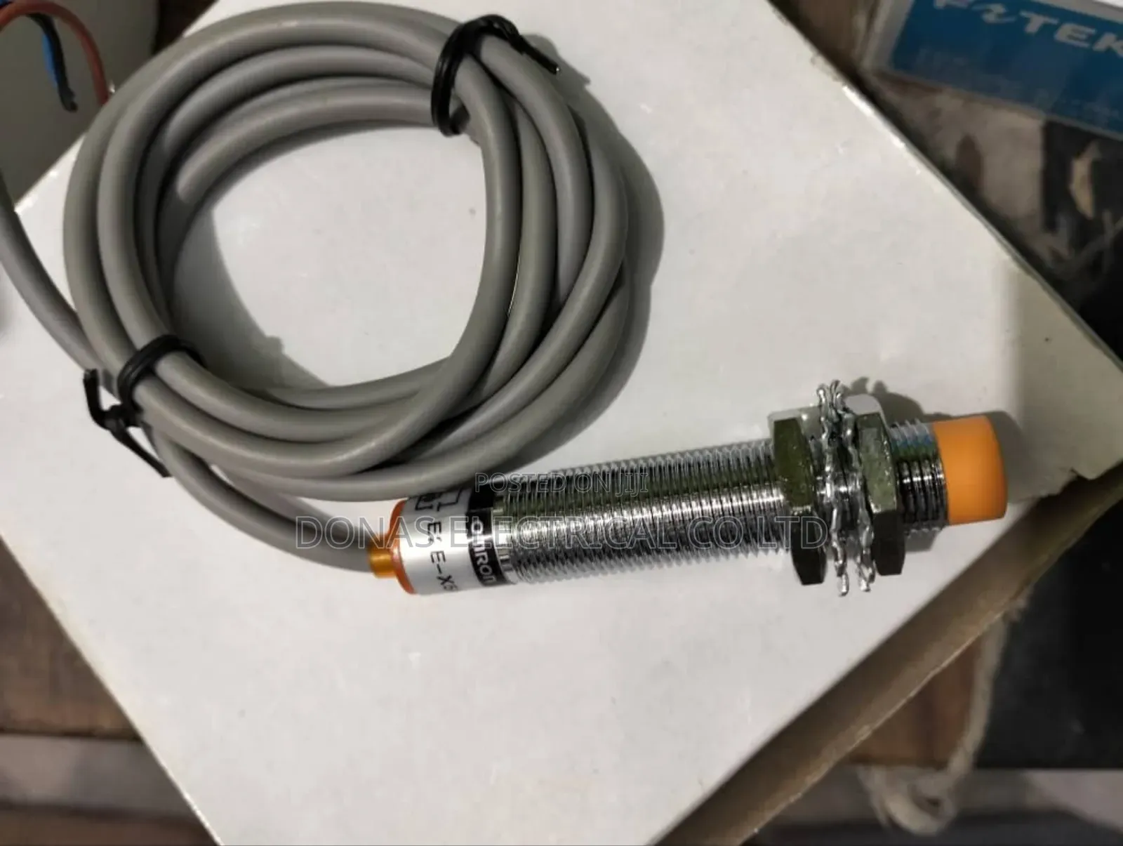 Omron Sensor
