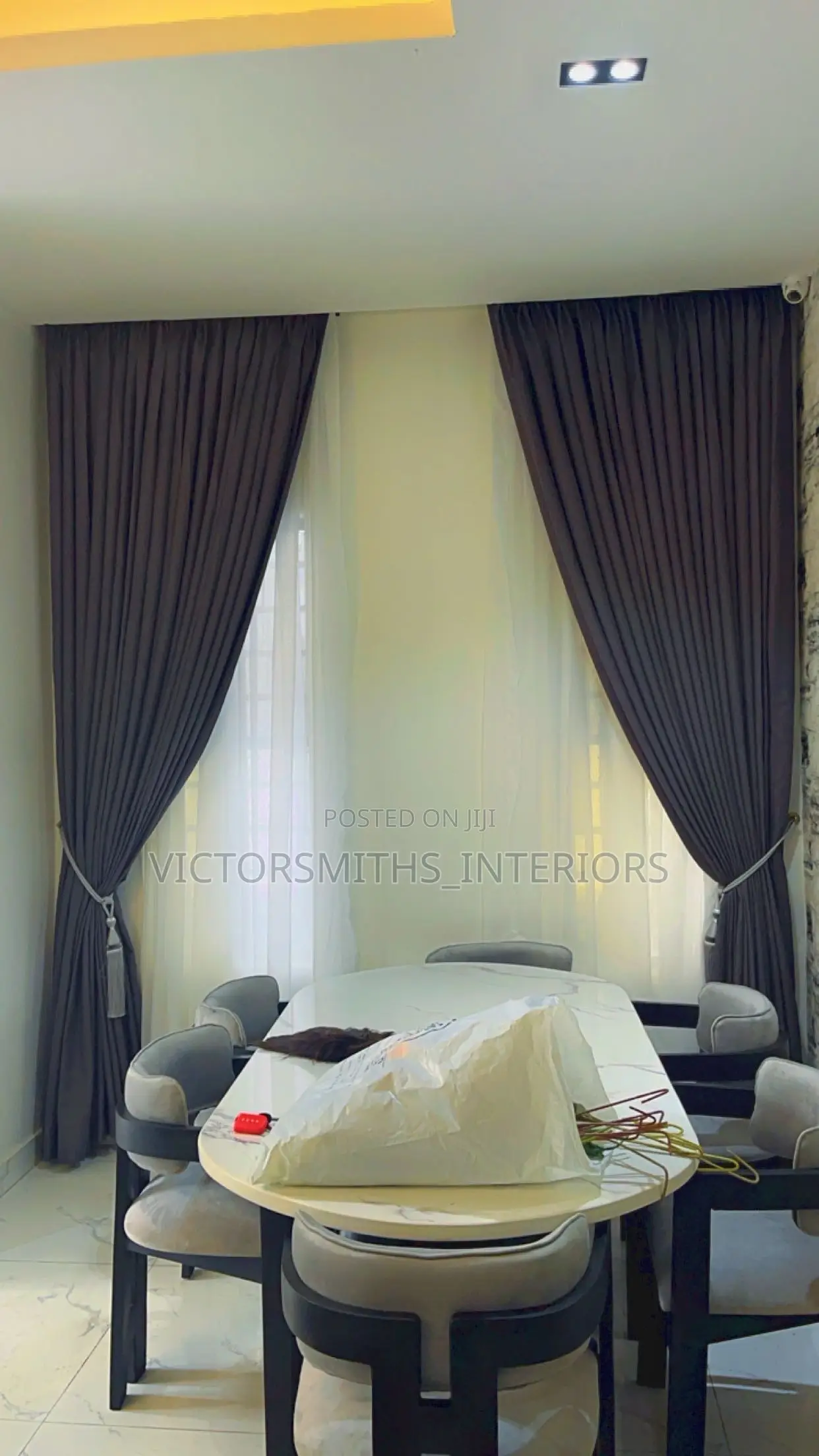 Luxury Curtains Drep and Dining Set
