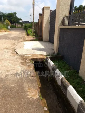 5bdrm Duplex in Wtc Estate, Enugu for sale