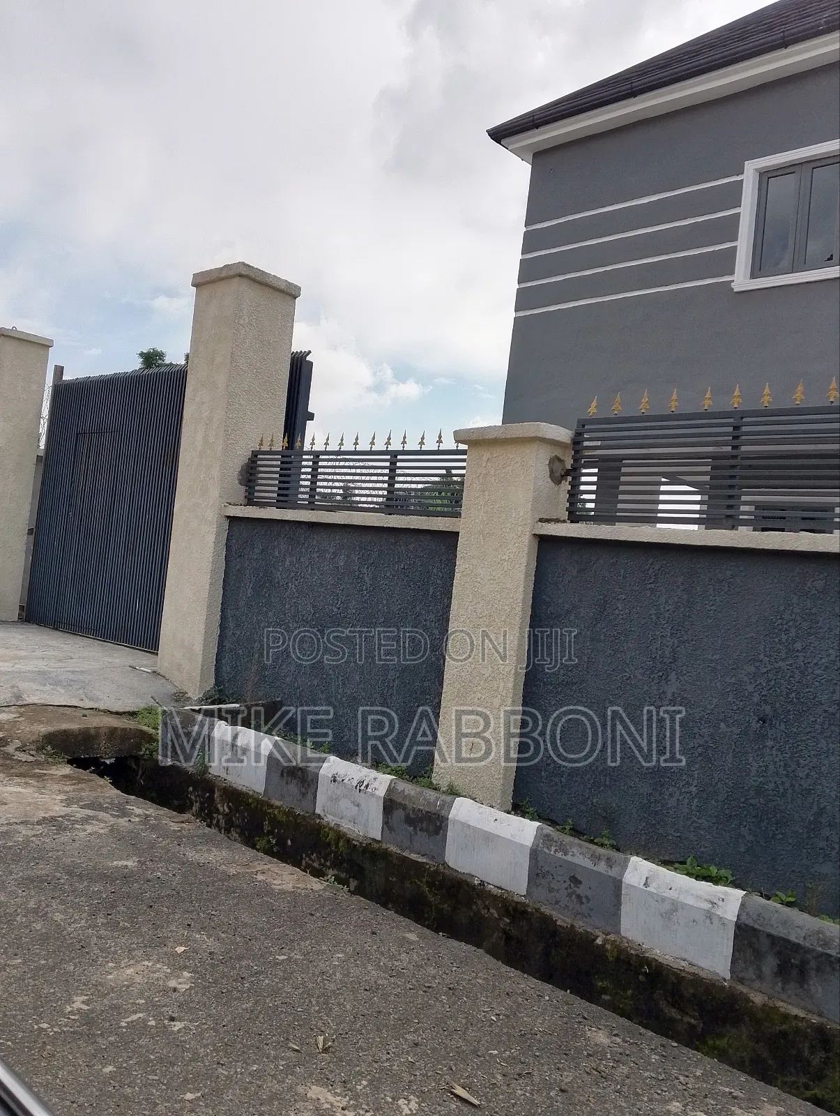 5bdrm Duplex in Wtc Estate, Enugu for sale