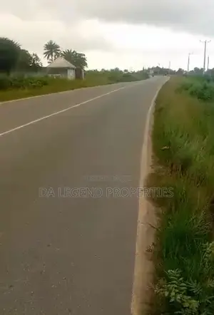 Sharp 100plots of Table Land for Sale