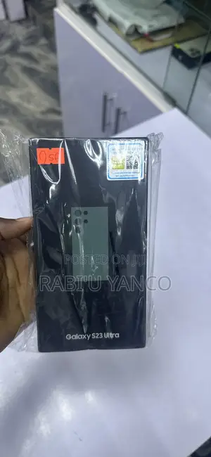 New Samsung Galaxy S23 Ultra 256 GB Green