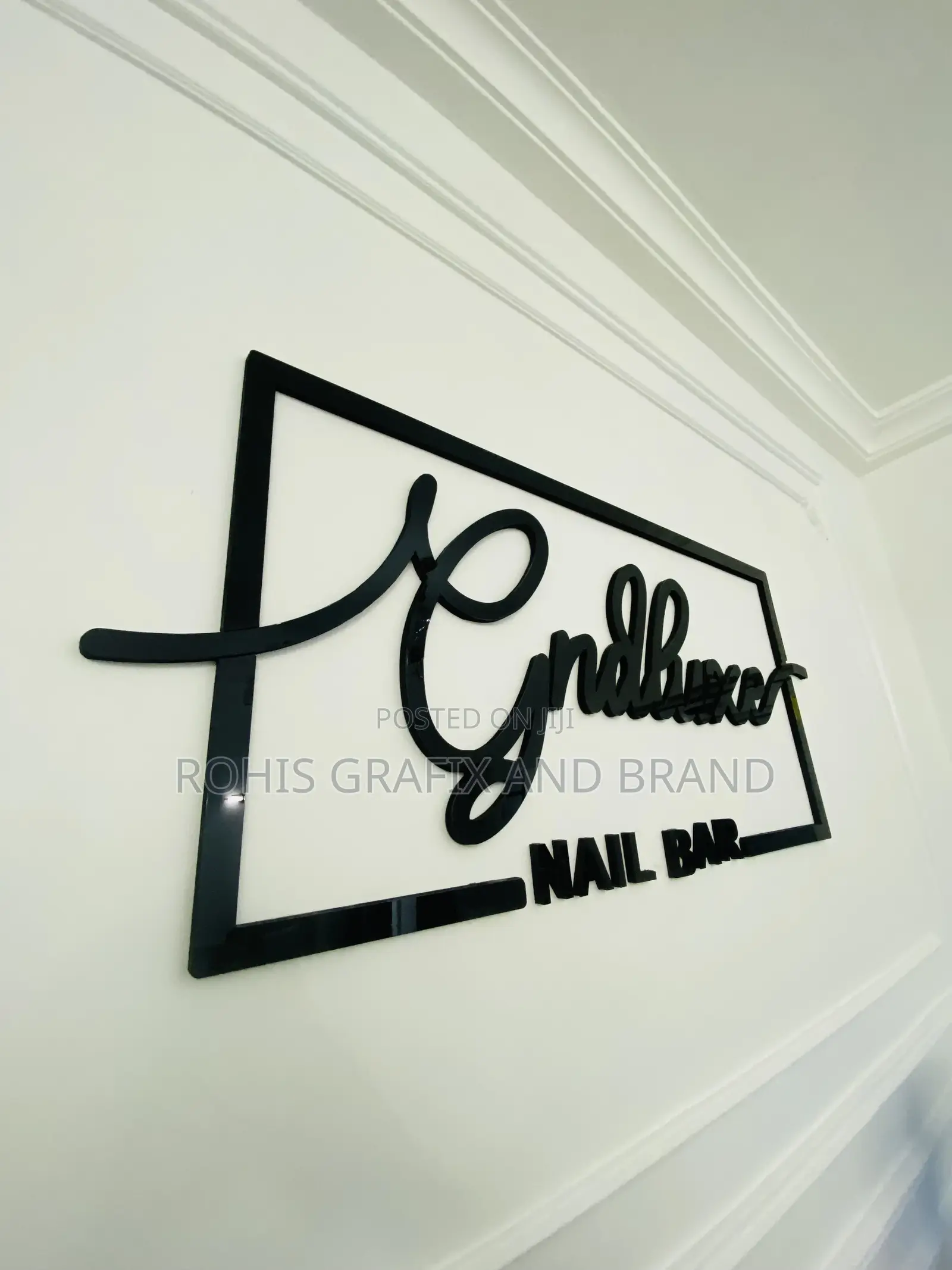 Premium Signage At Affordable Cost