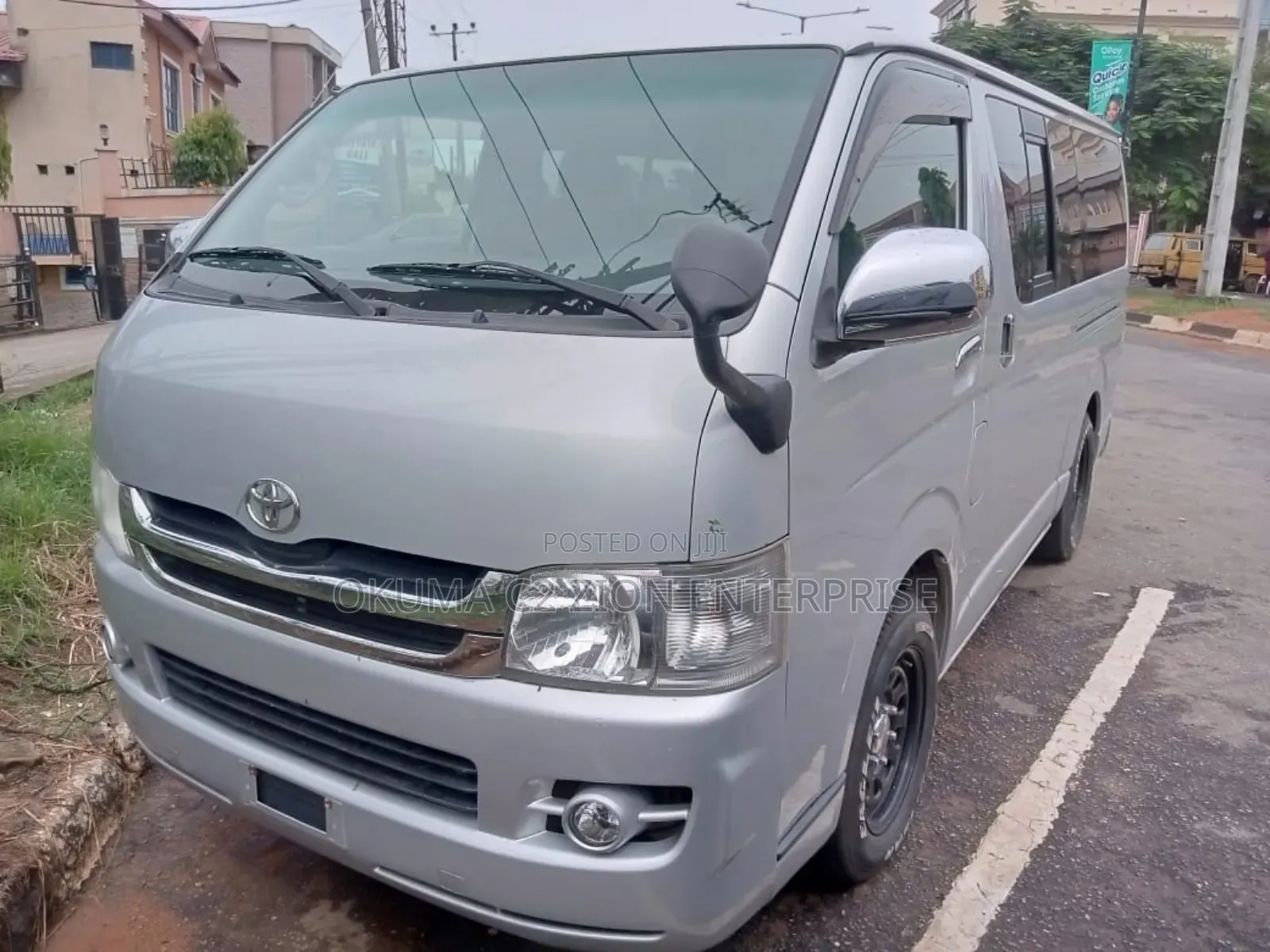 Toyota HiAce 2007 White