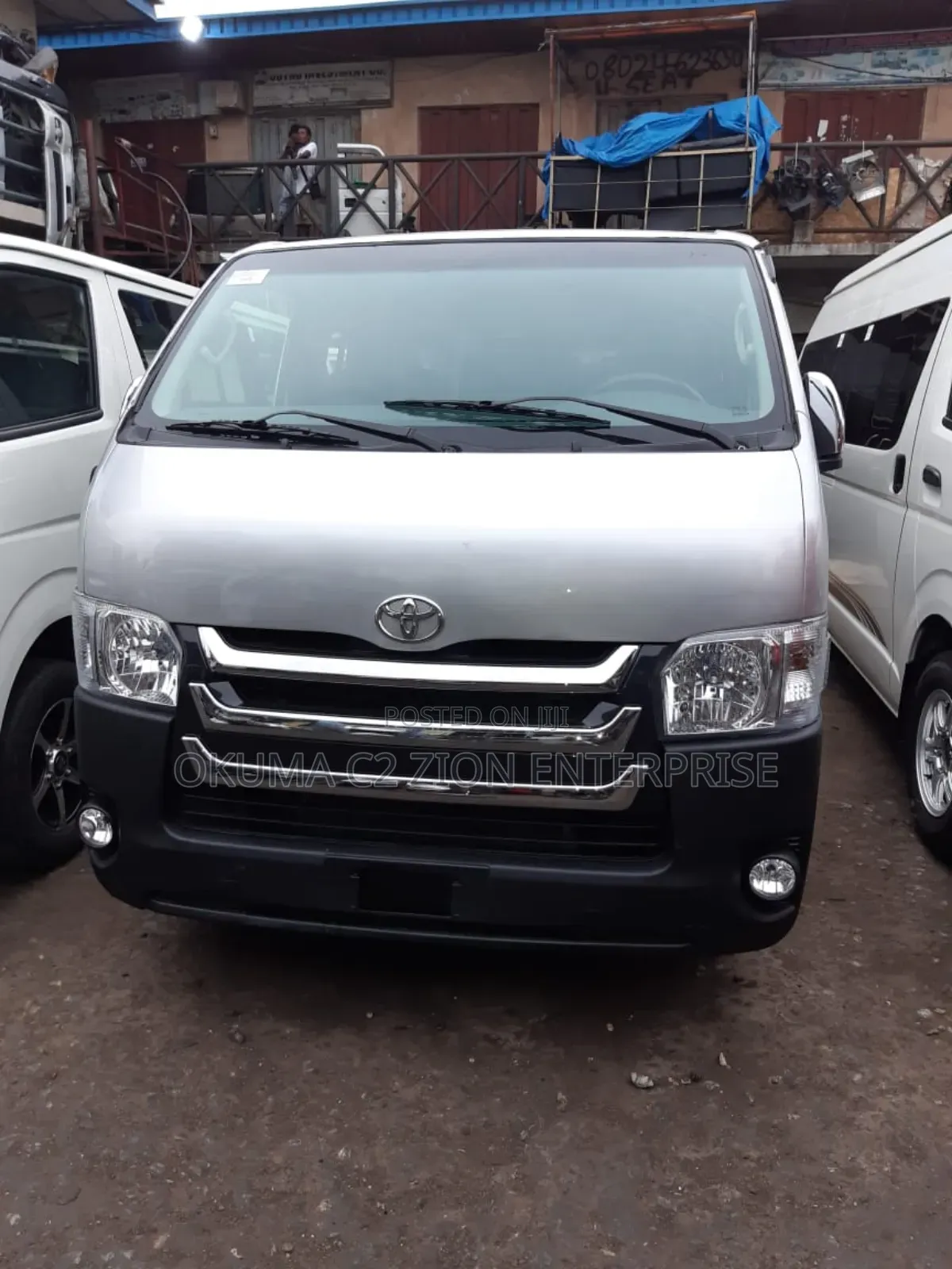 Toyota HiAce 2007 White