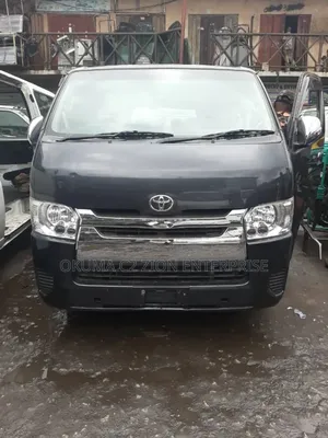 Toyota HiAce 2007 White