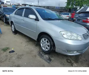 Toyota Corolla 2004 Silver