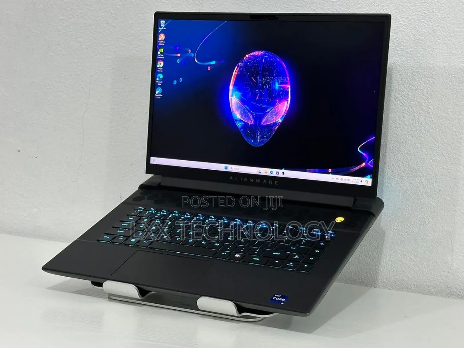 Laptop Dell Alienware M16 R1 32GB Intel Core I7 SSD 1T