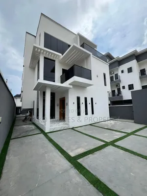 5bdrm Duplex in Orchid, Chevron for sale