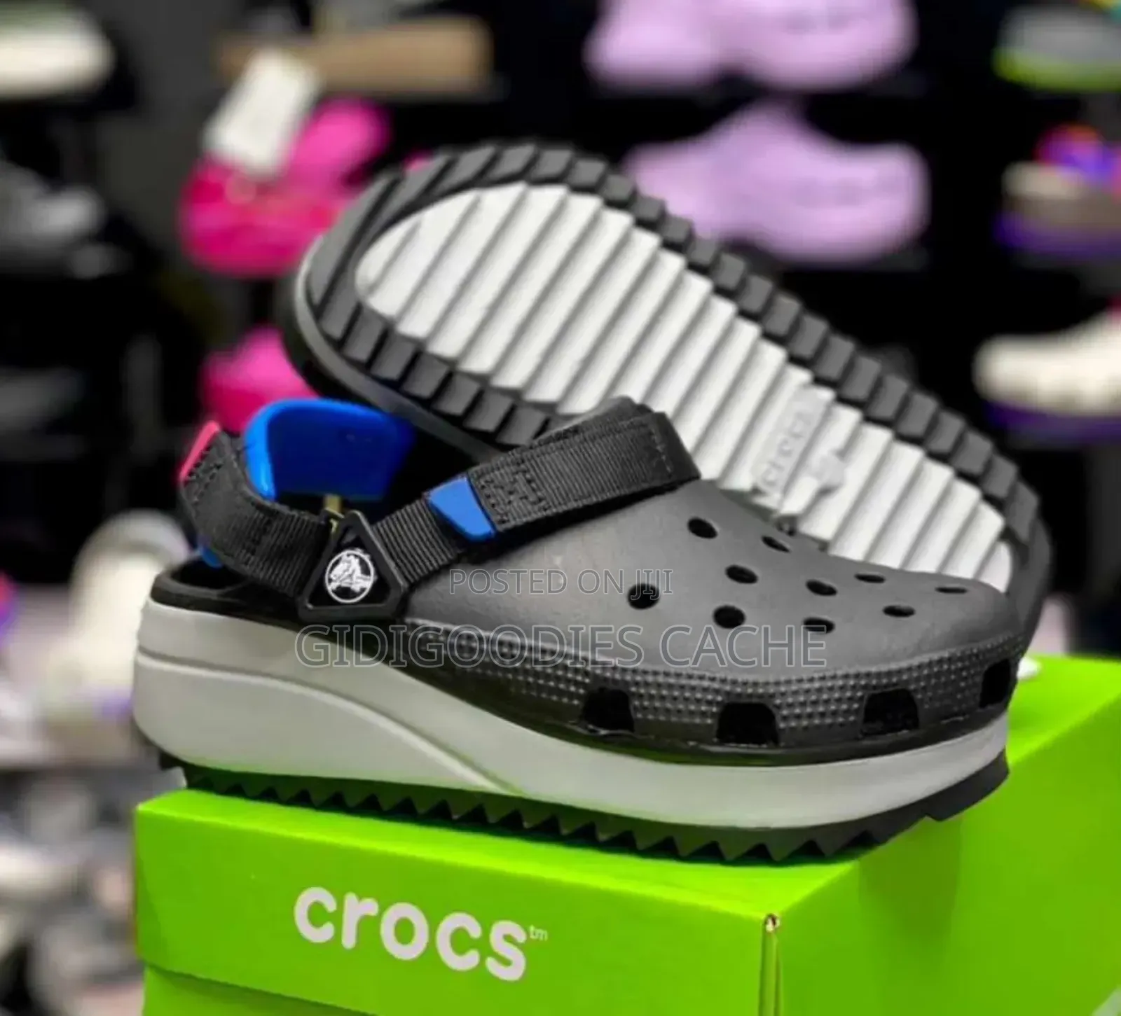 Unisex Iconic Crocs Size 40-45
