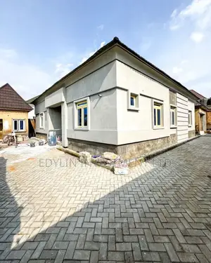3bdrm Bungalow in Inside An Estate, Mbora for sale