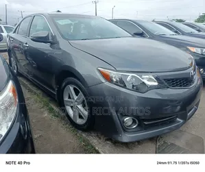 Toyota Camry 2013 Gray