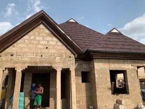 Shingles Design Wine and Black Colour