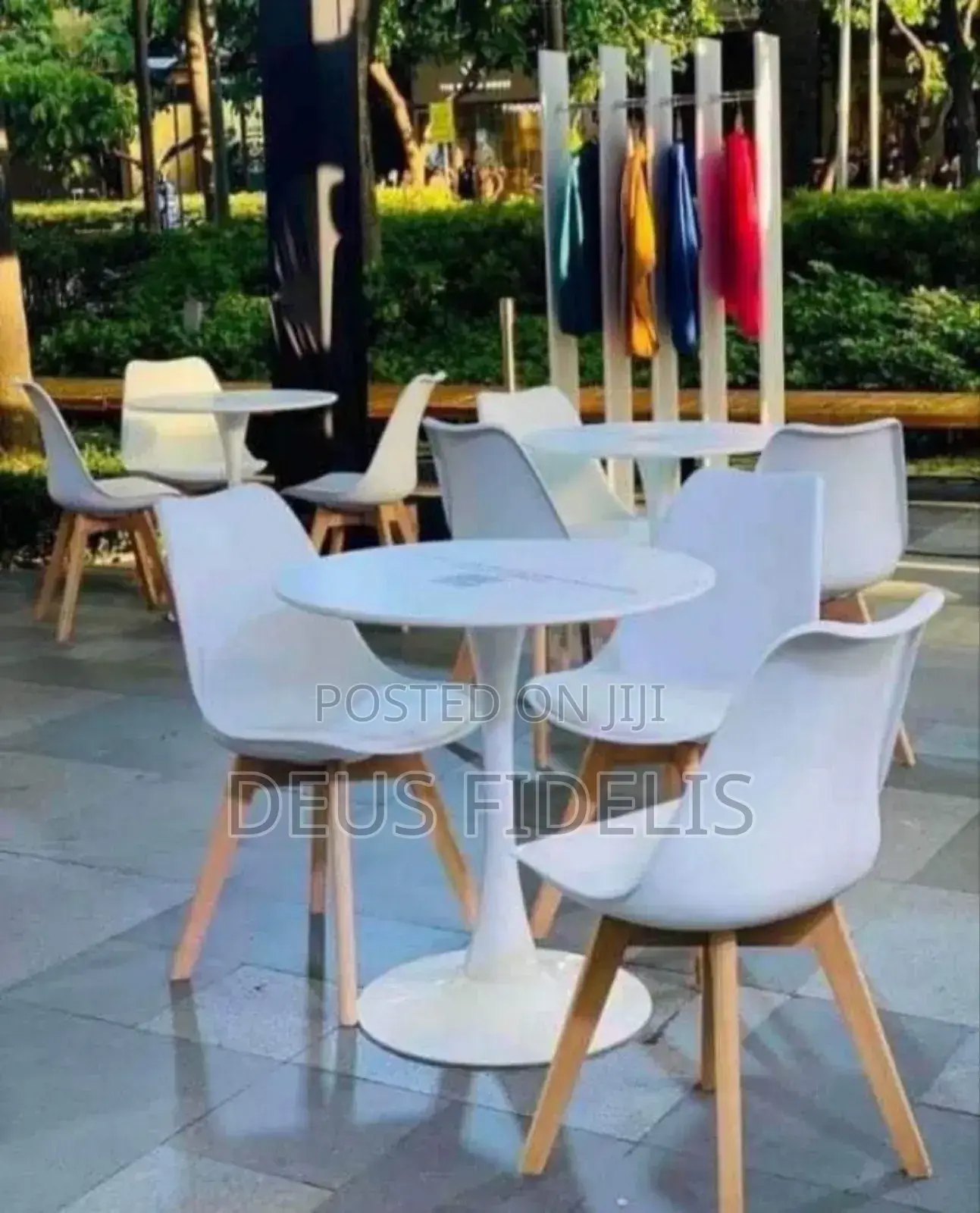 Restaurants Table and Chairs