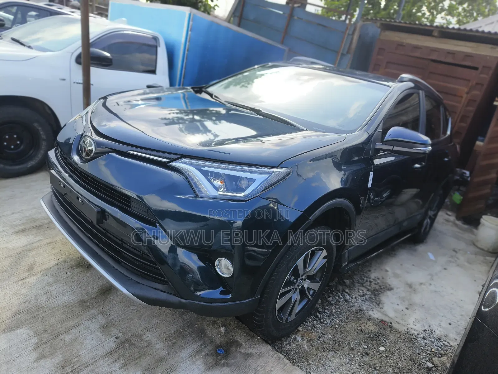 Toyota RAV4 2017 Blue