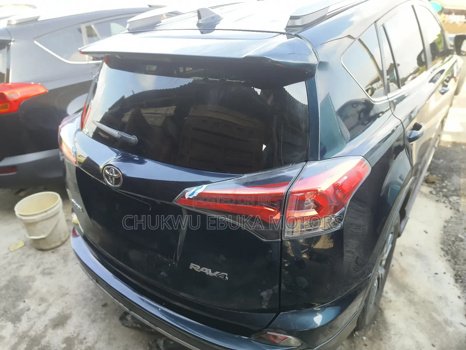 Toyota RAV4 2017 Blue