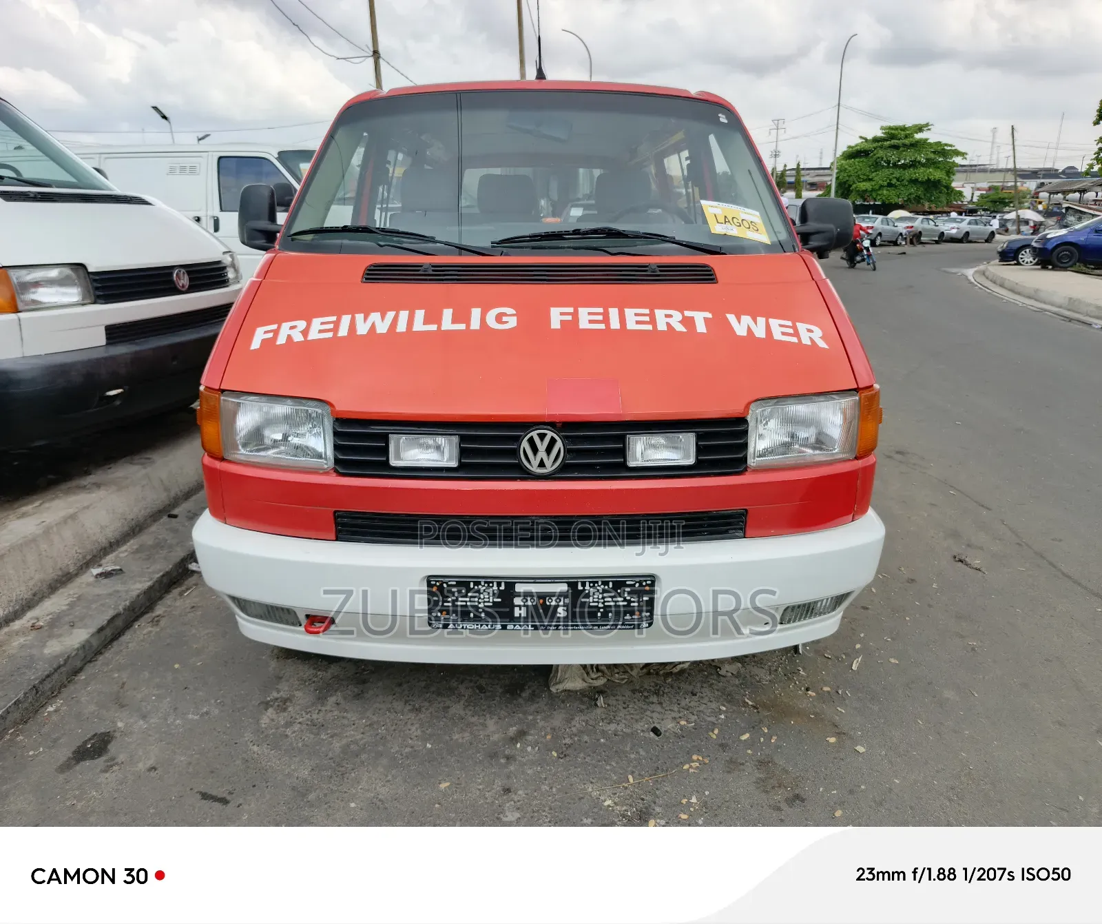 Volkswagen Transporter 2004 Red