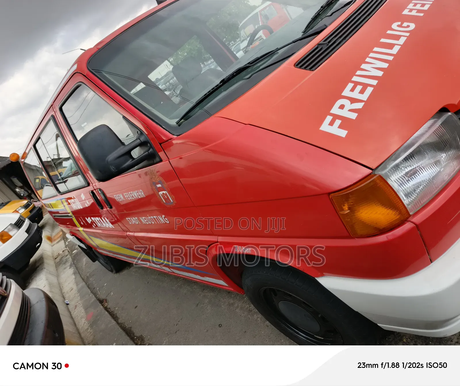 Volkswagen Transporter 2004 Red