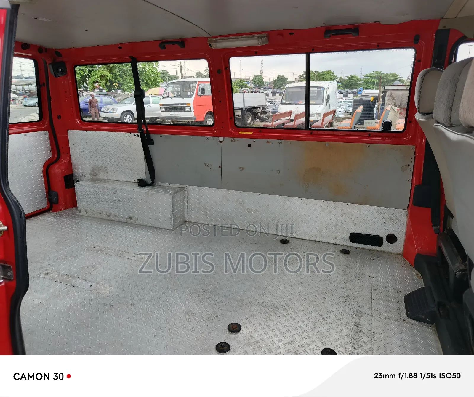 Volkswagen Transporter 2004 Red