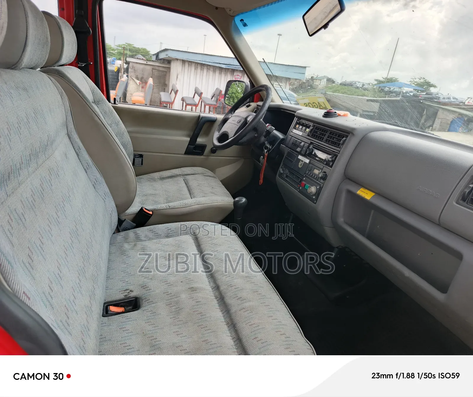 Volkswagen Transporter 2004 Red