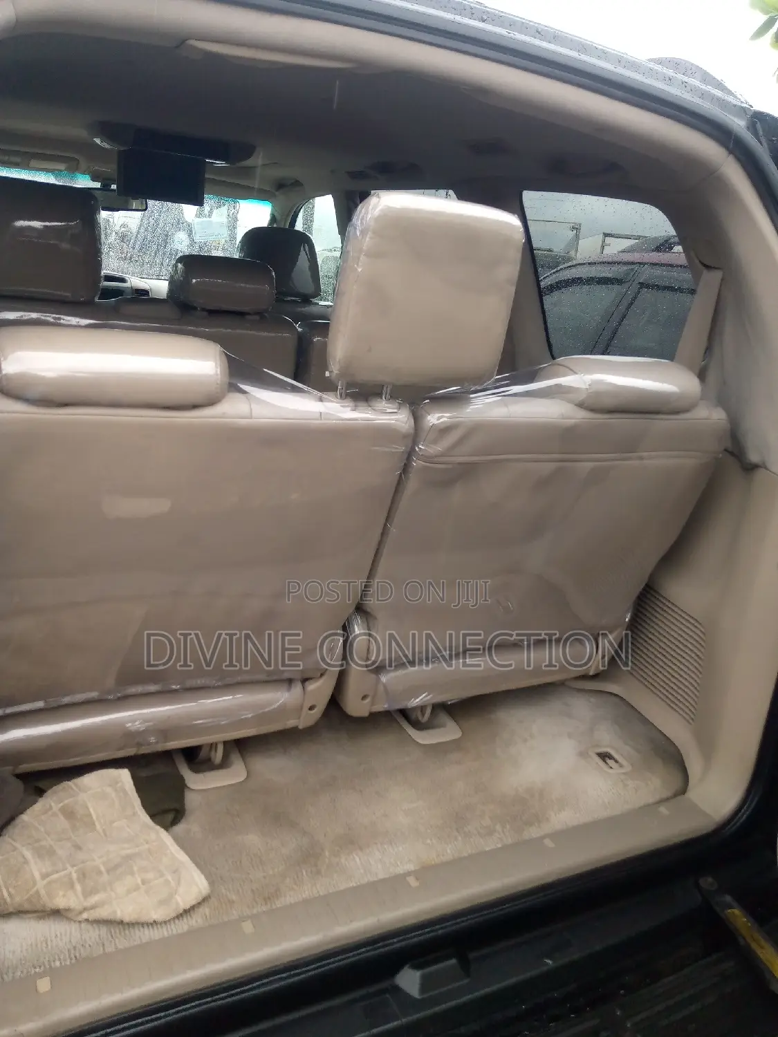 Lexus GX 2011 Gold