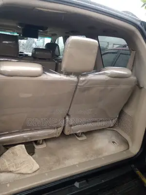 Lexus GX 2011 Gold