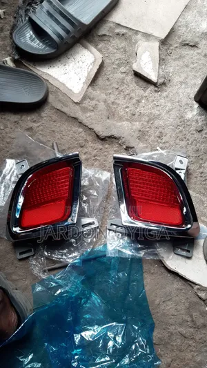 Bumper Right Toyota Highlander 2015
