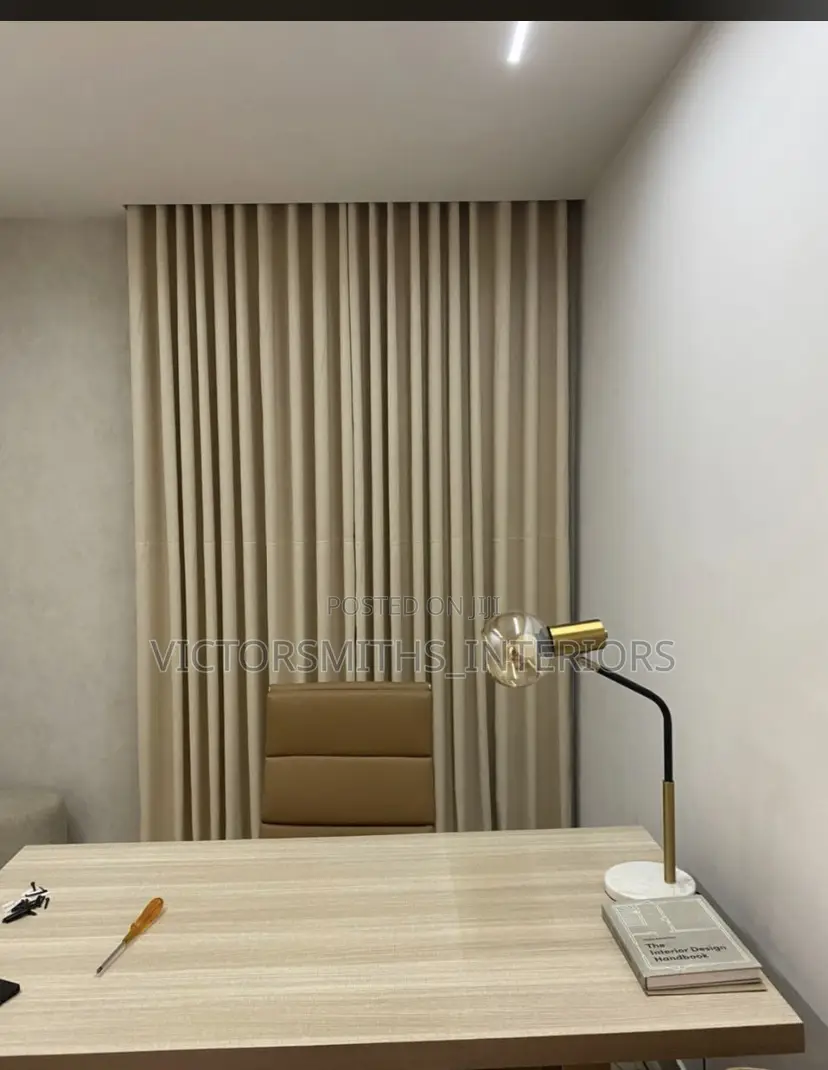 Luxury Rins Design Curtains Drep