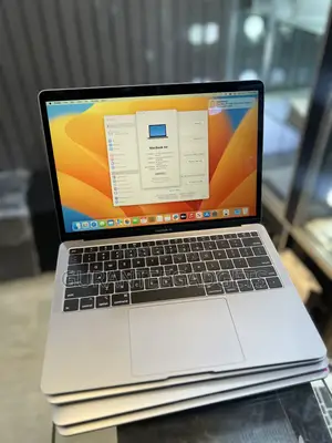 Laptop Apple MacBook Air 2018 16GB Intel Core i5 SSD 256GB
