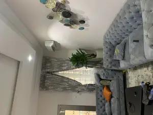 Luxury Complete Set of Chair and Curtains Drep