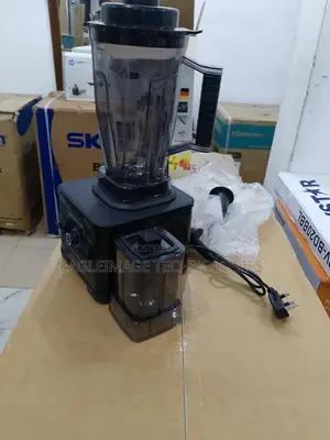 User-Friendly Kenwood K-18 Blender