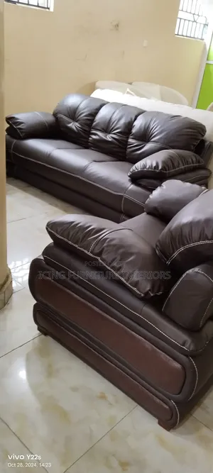 Top Quality Canadian Leather Chair