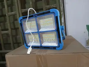 Bona 100w Solar Rechargeable Light / Generator