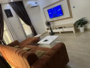 24/7 Light and Wi-Fi Apartment