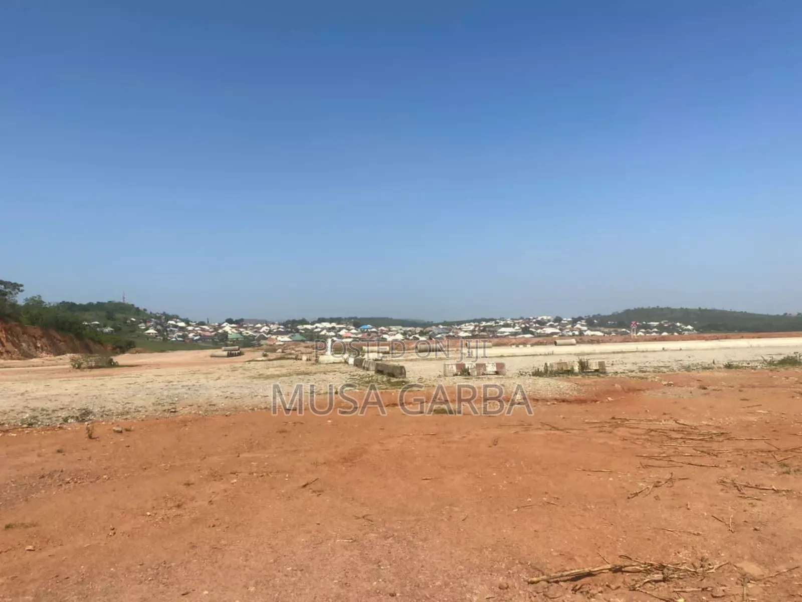 Title Secure Plot: Fully Detached Duplex